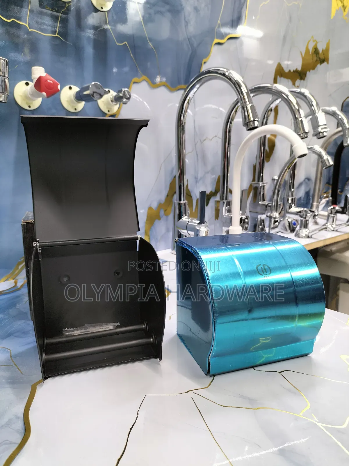 Tissue Holder Flap