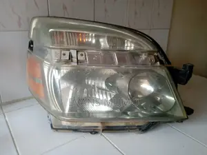 2005 Voxy Headlight