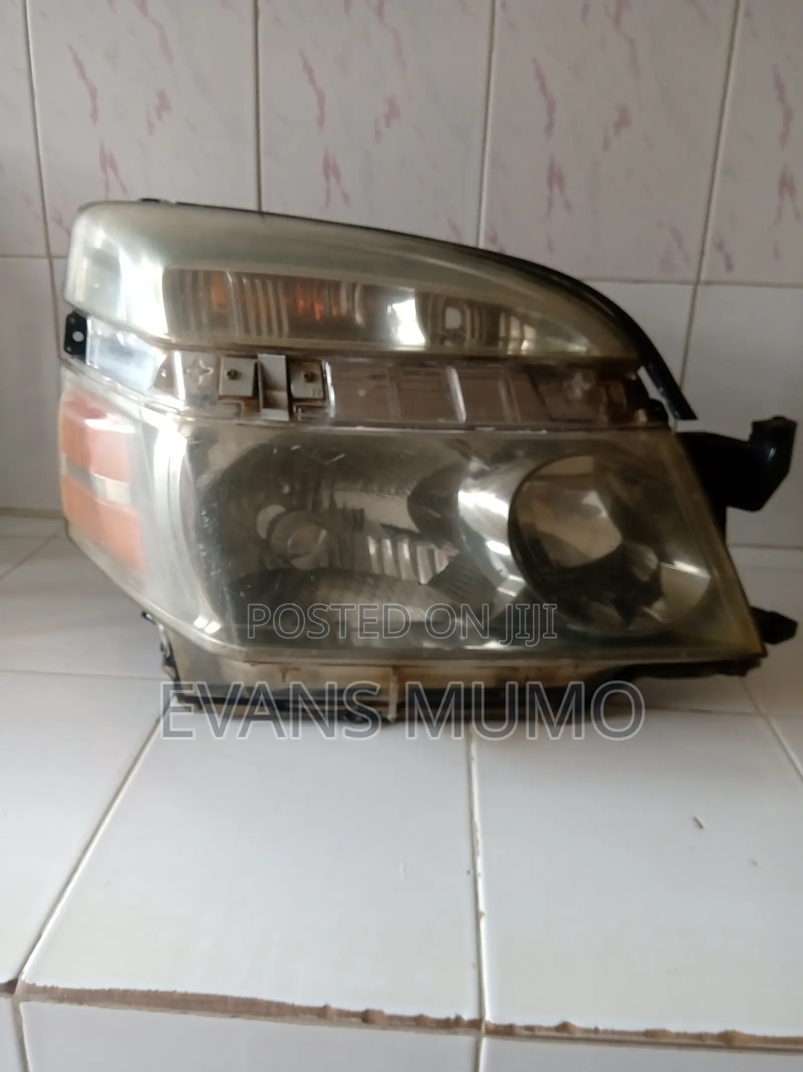 2005 Voxy Headlight