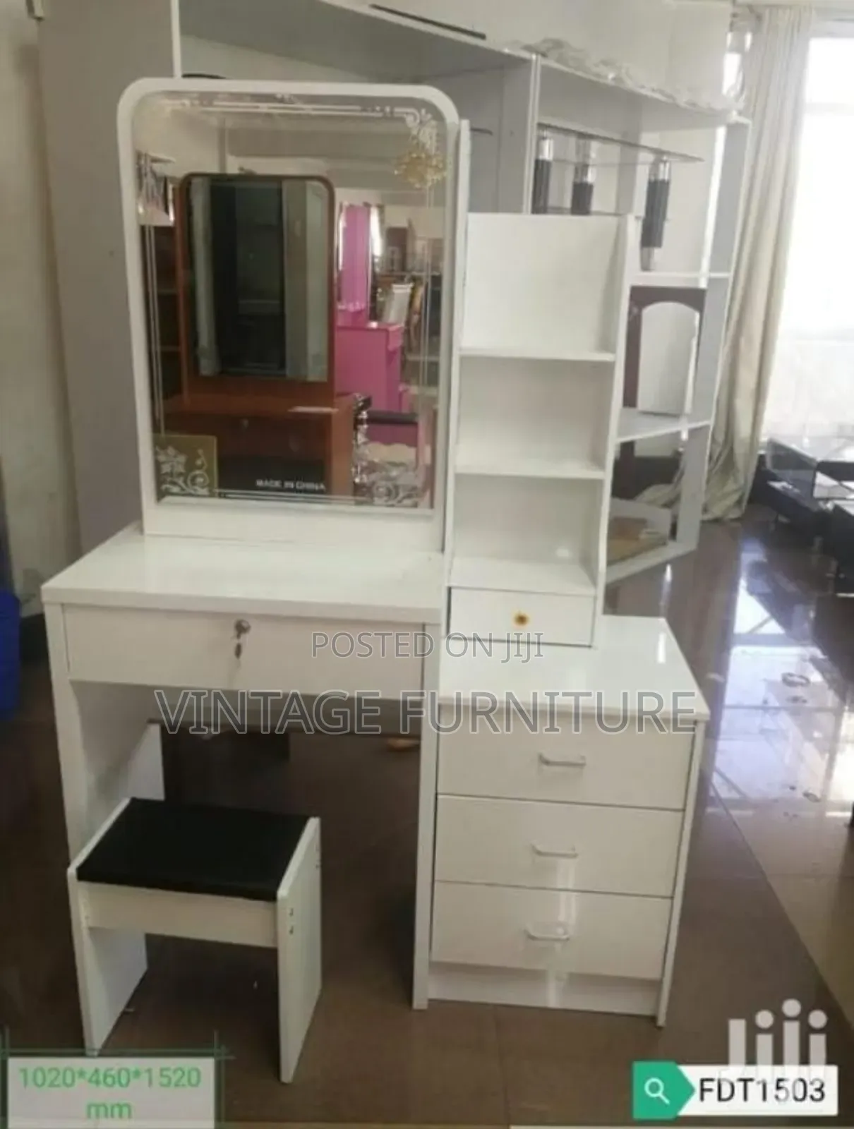 Dressing Table B00-A*