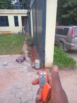 Motorized Sliding Gate Opening Mechanism for Homes