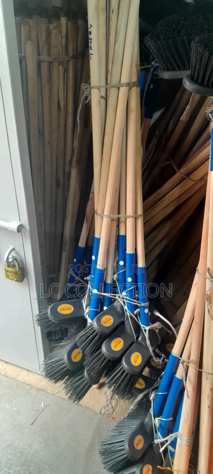 Teepee Brooms With Handle