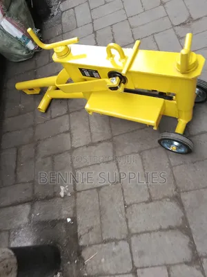 Available Brick Cutter / Brick Cutter