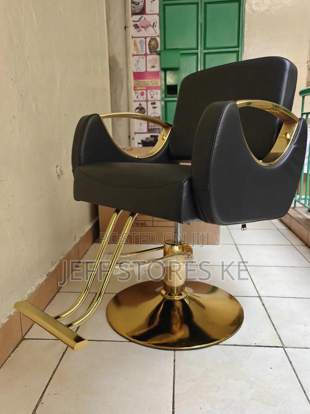 Simple Golden Styling Chair - main view