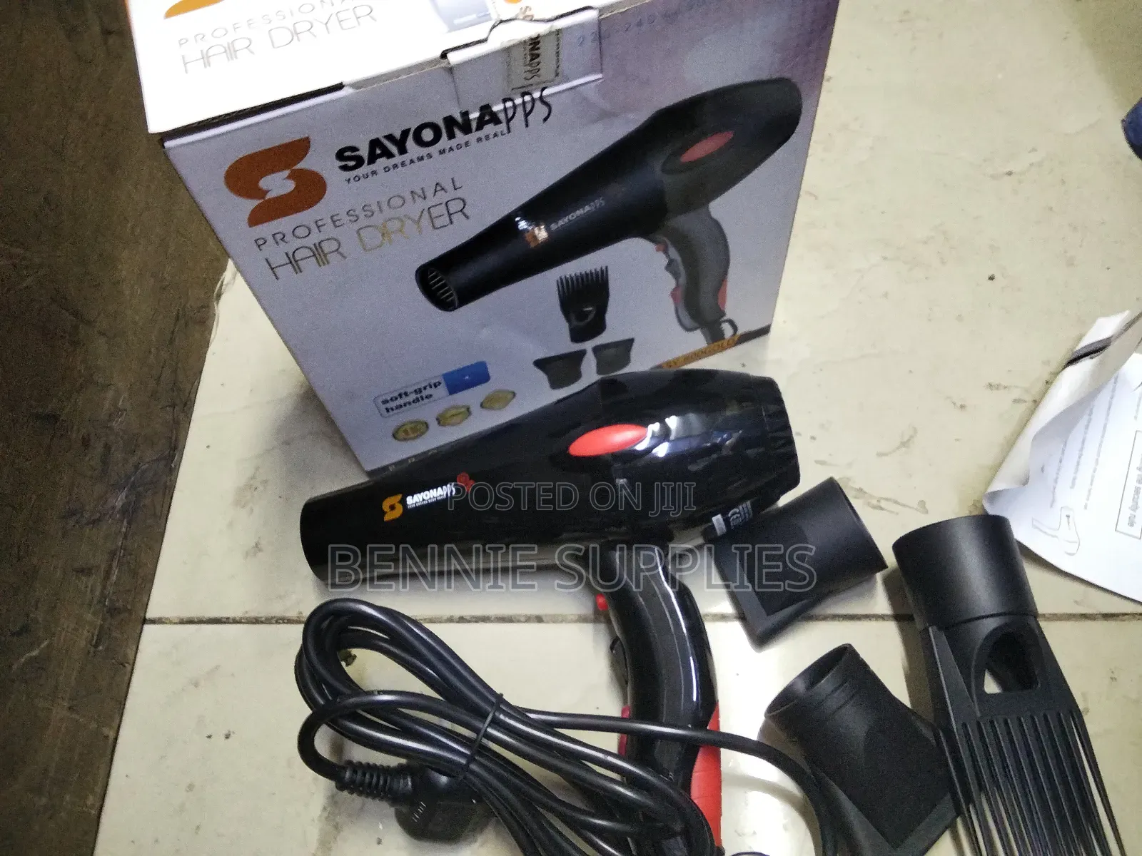 Suitable Sayona Blowdry / Available Sayona Blowdry