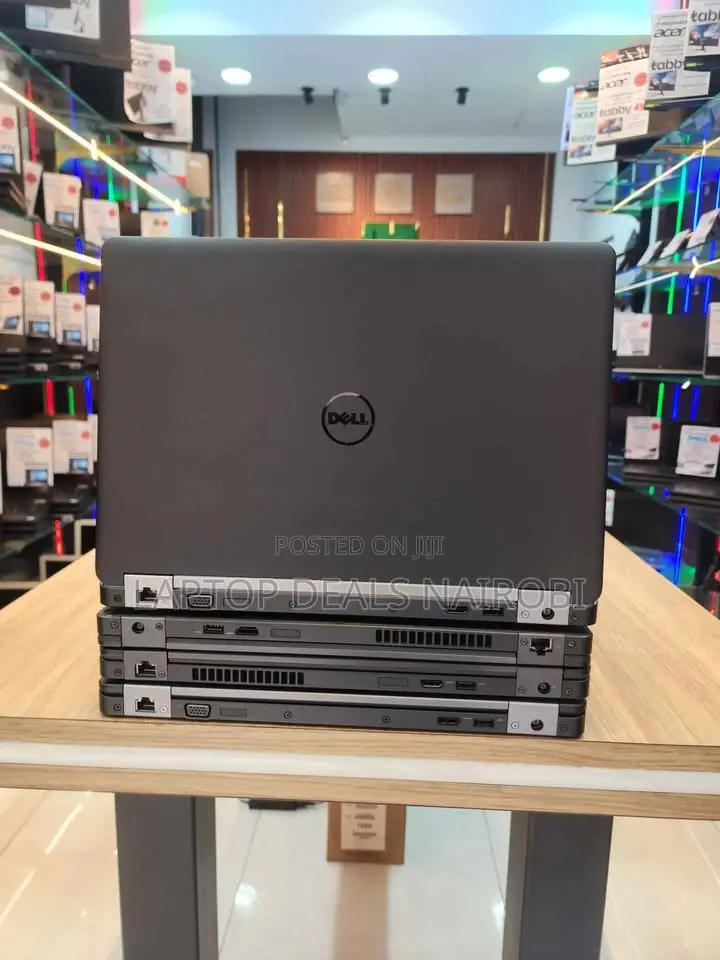 Laptop Dell Latitude 14 E5470 8GB Intel Core I5 SSD 256GB