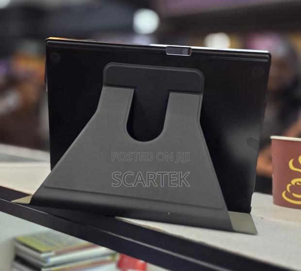 Remarkable Paper Pro Case With Stand - main view
