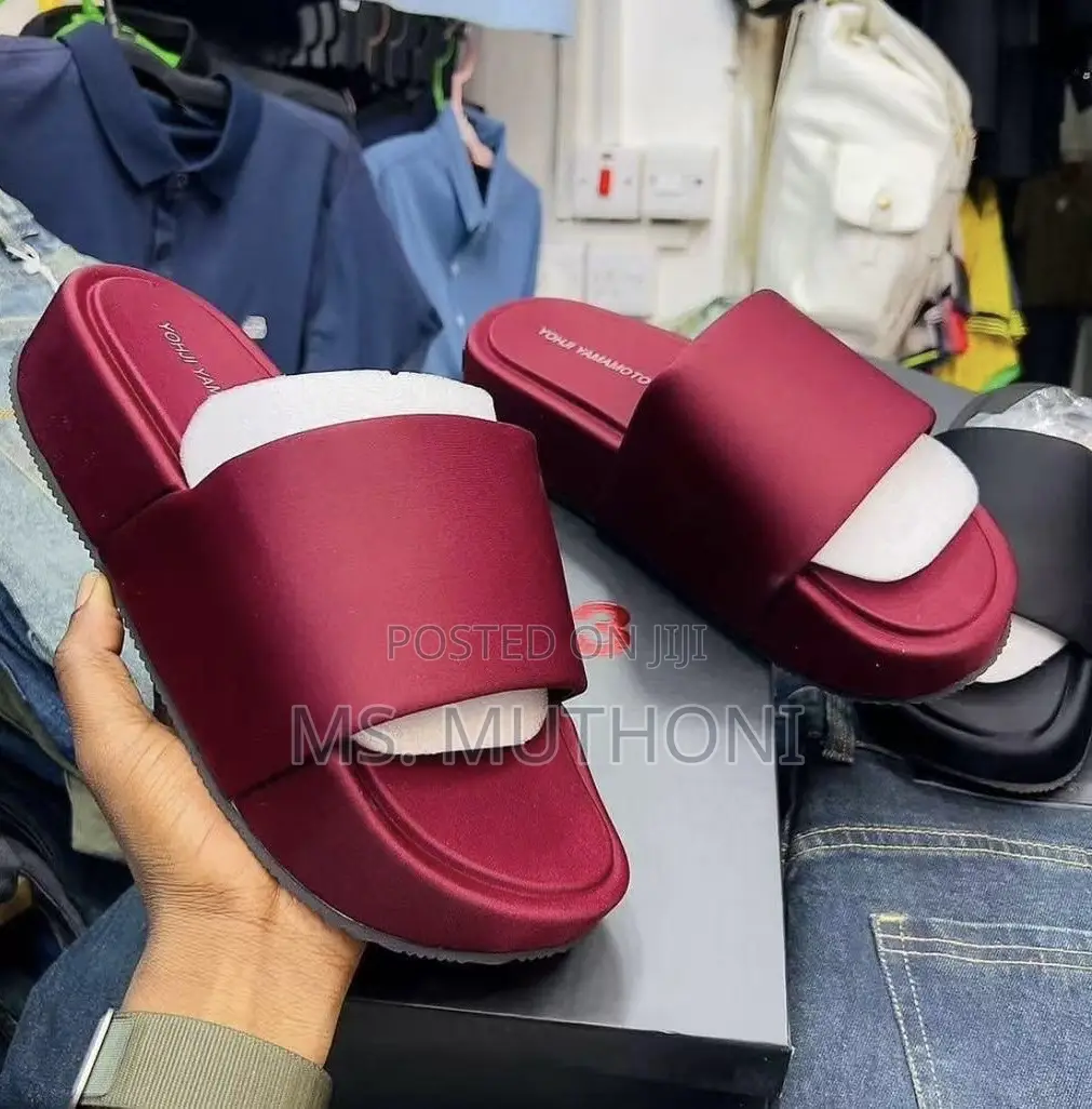 Unisex Sandals (Y-3 )Size 38 to 45