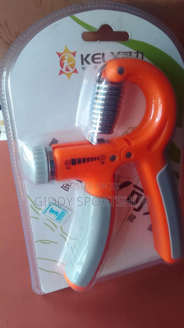 Adjustable Hand Grip - main view