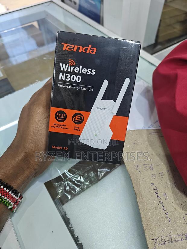 Tenda A9 N300 Wireless Wifi Extender - main view