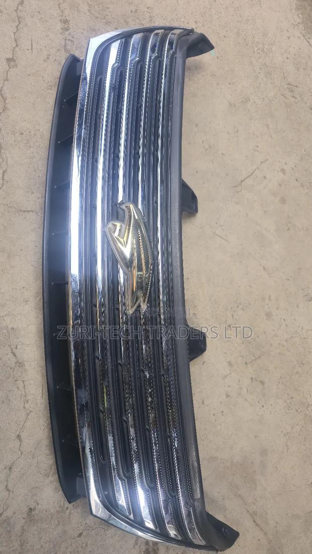 Harrier 2018 Front Grille - thumbnail 2