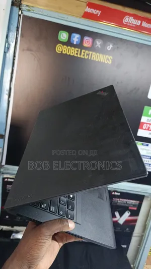 Laptop Lenovo ThinkPad T470 8GB Intel Core i5 HDD+SSD 256GB