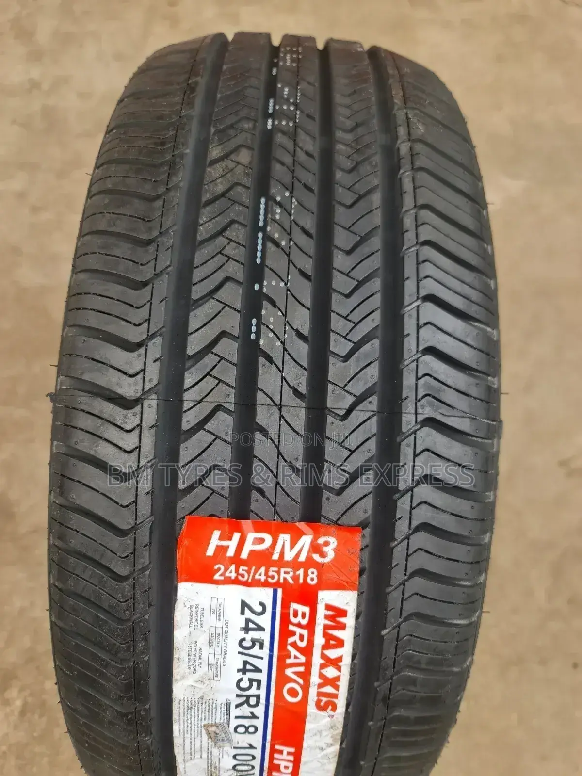245 /45 R18 Maxxis Hpm3 (Thailand)