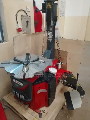 Tyre Changer. Heavy Duty
