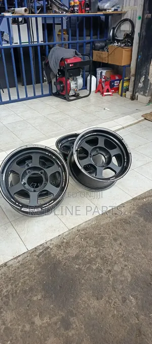 4*4 Offroad Alloybrims 17 Inches . Volksracing