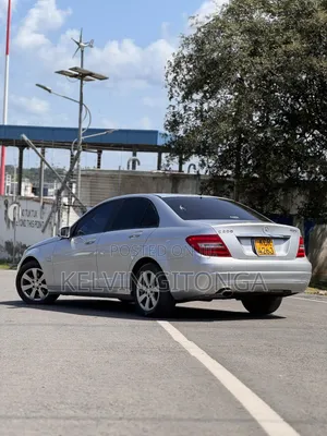 Mercedes-Benz C200 2013 Silver