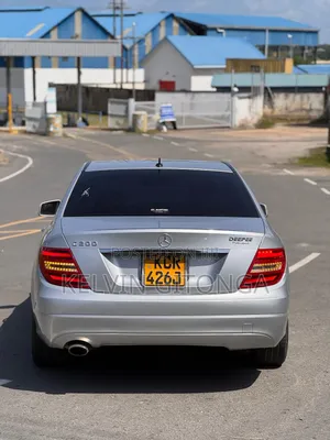 Mercedes-Benz C200 2013 Silver