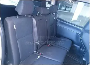 Toyota Noah 2018 White