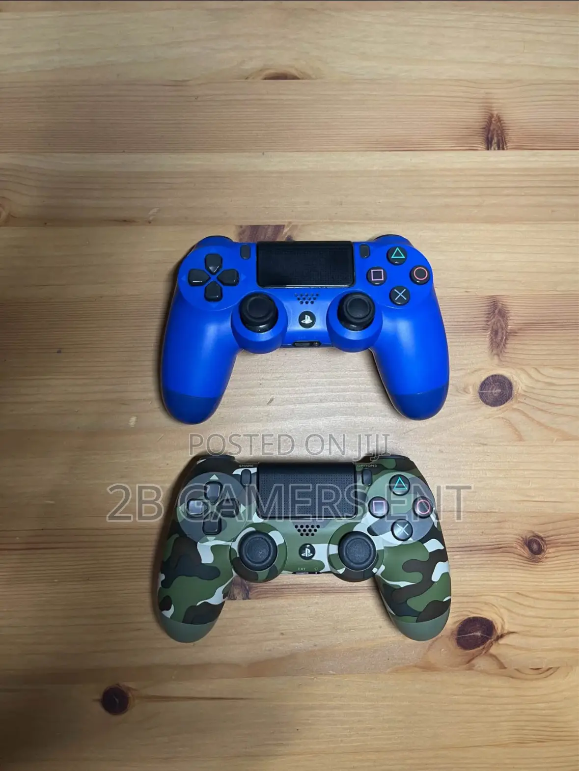 Play Station 4, 2 Pads Perfect Condition