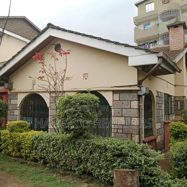 2bdrm House in Zambezi for rent