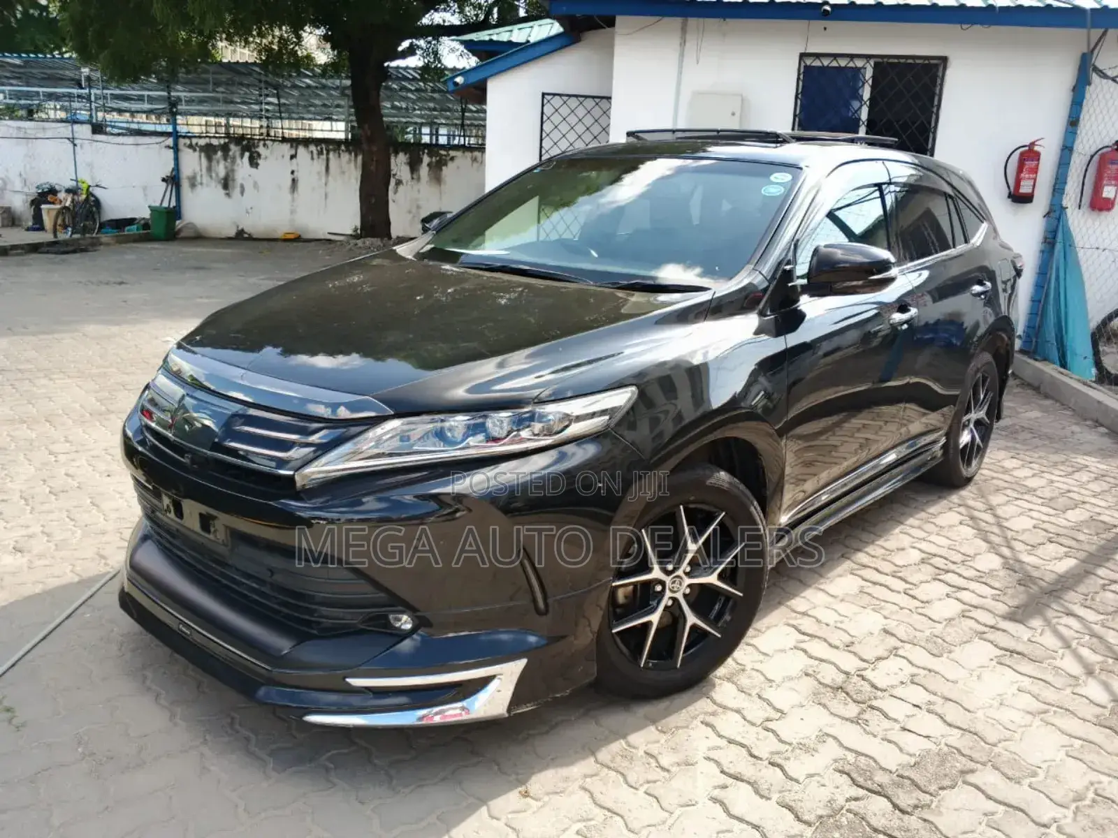 Toyota Harrier 2018 Black