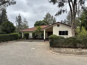 4bdrm Bungalow in Greenpark, Athi River for rent