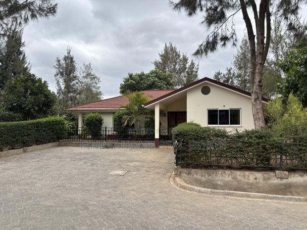 4bdrm Bungalow in Greenpark, Athi River for rent
