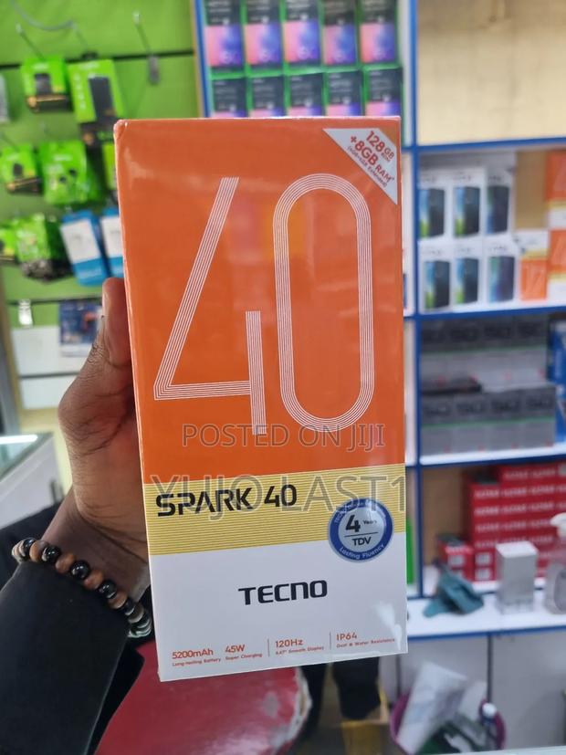 New Tecno Spark 40 128 GB Black - thumbnail 3