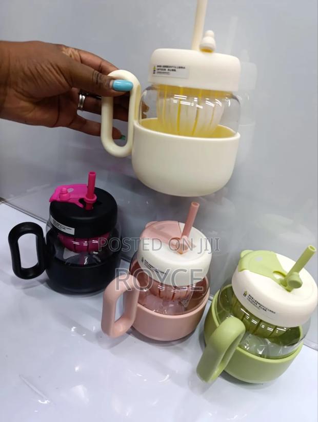 600ml Bulbous Glass Cup With Straw - thumbnail 2