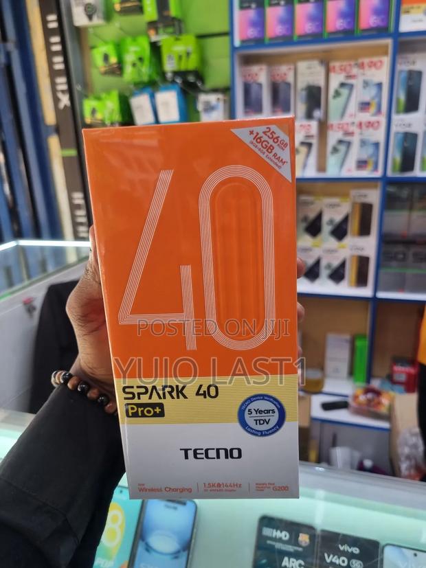New Tecno Spark 40 Pro+ 128 GB White - thumbnail 2