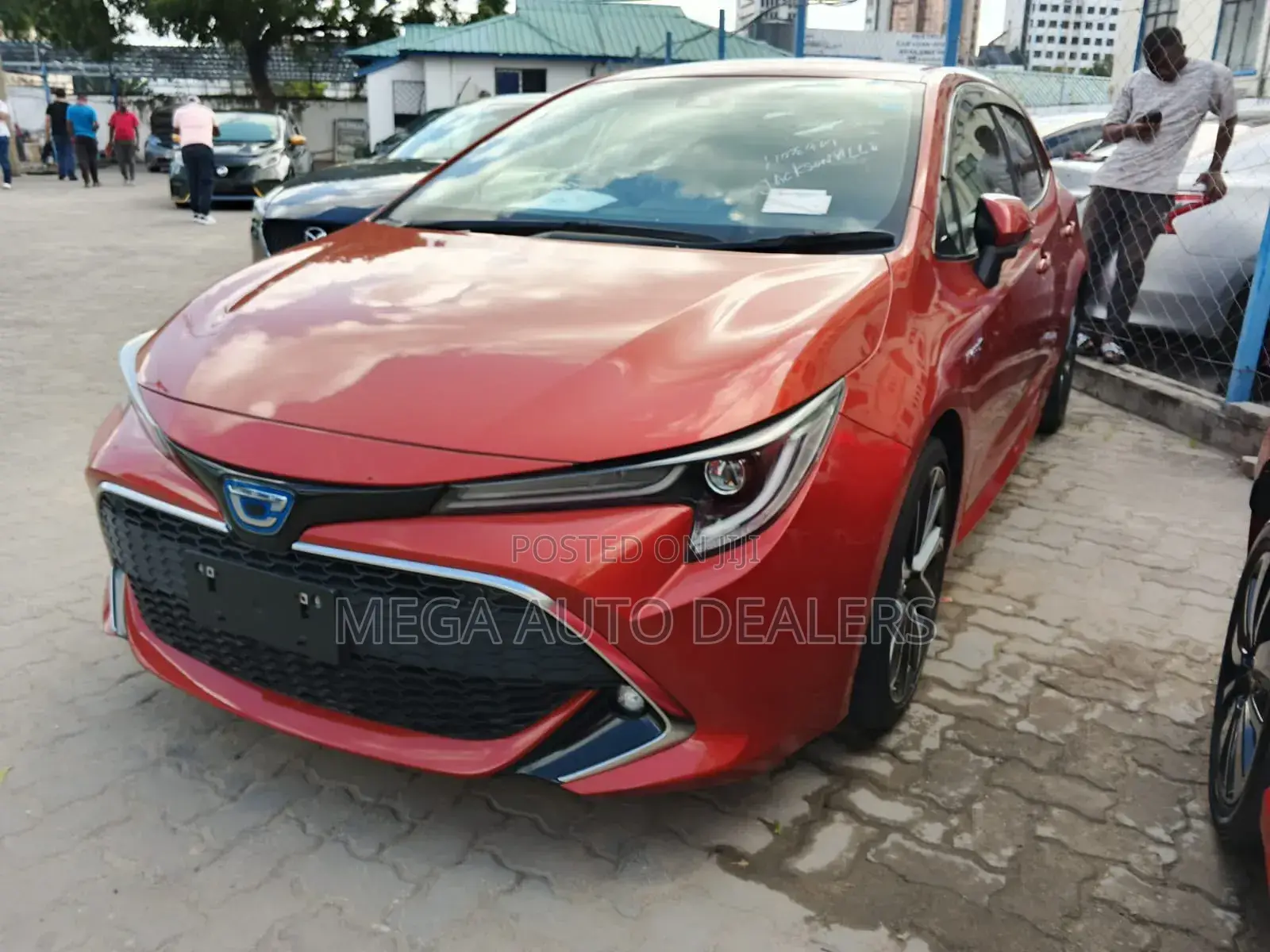 Toyota Corolla 2018 Orange