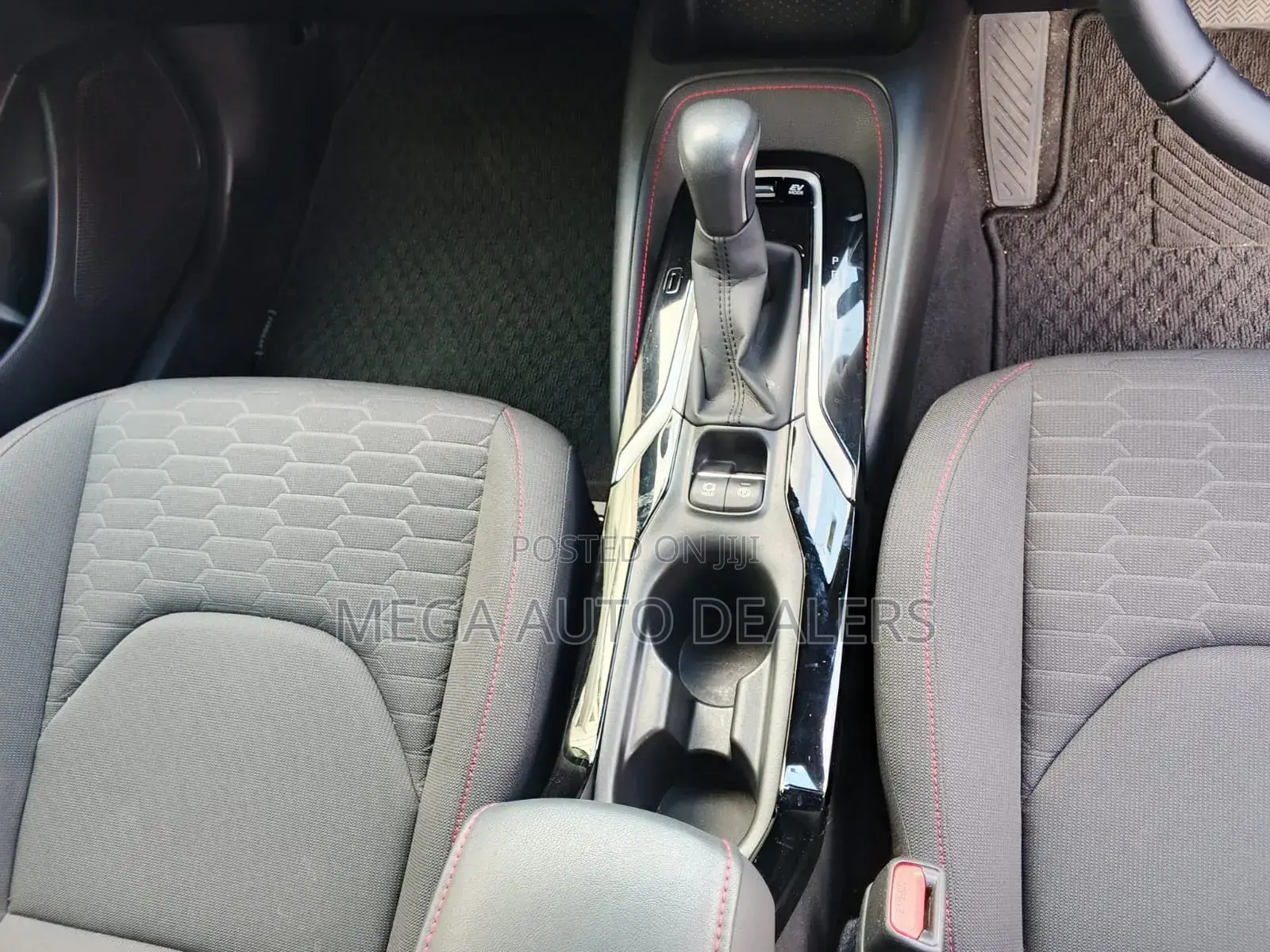 Toyota Corolla 2018 Orange