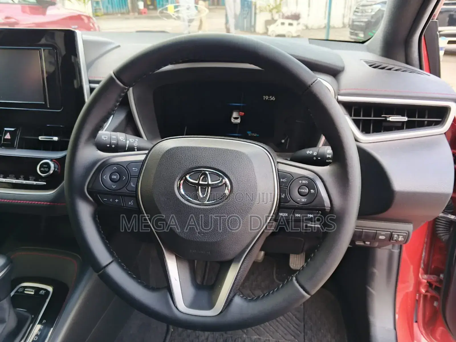 Toyota Corolla 2018 Orange