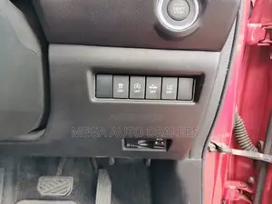 Suzuki Swift 2018 Red