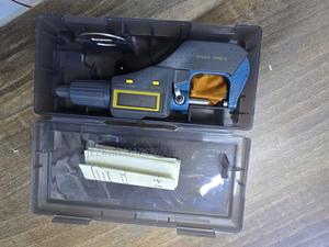 Micrometer Screw Gauge Digital - thumbnail 2