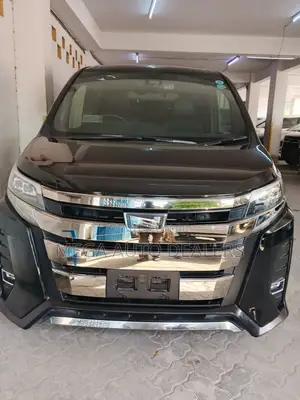 Toyota Noah 2018 Black