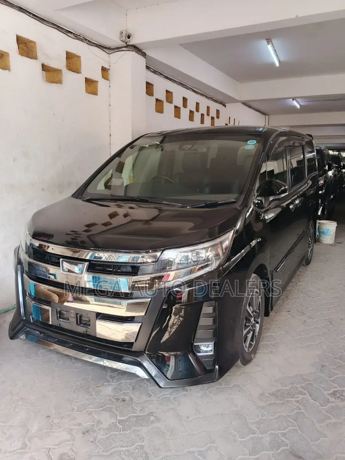 Toyota Noah 2018 Black
