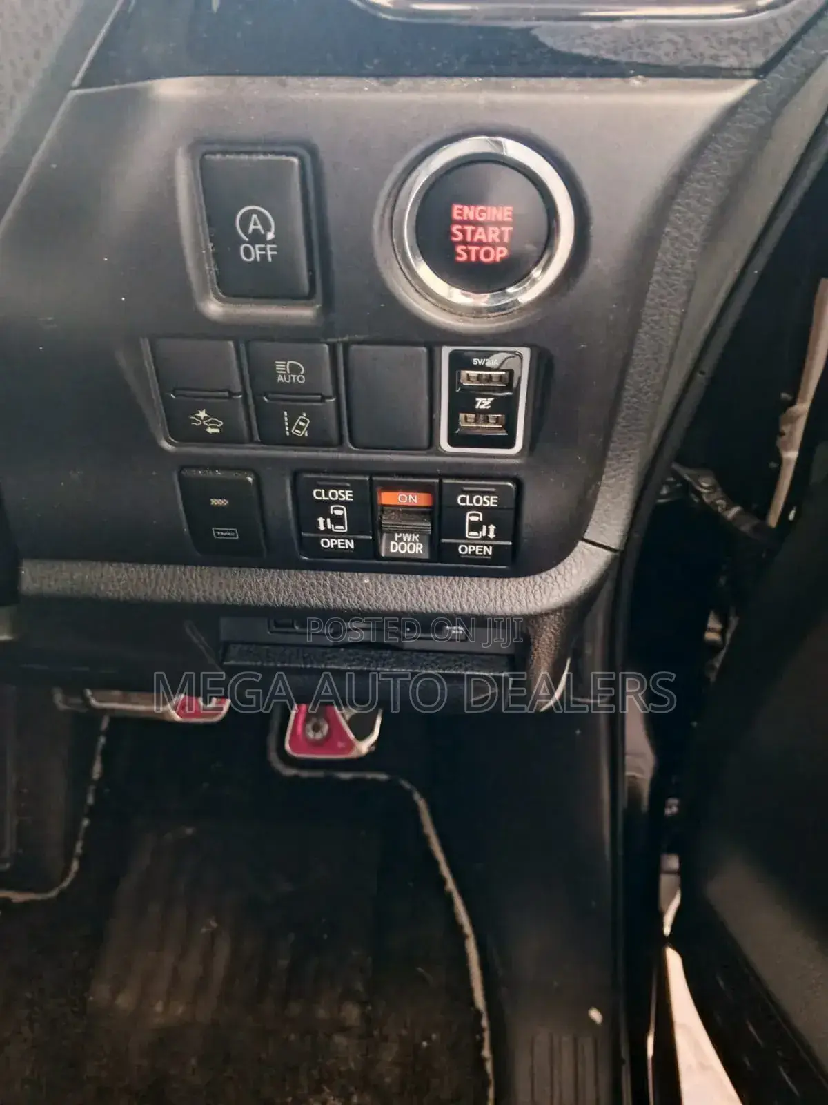 Toyota Noah 2018 Black