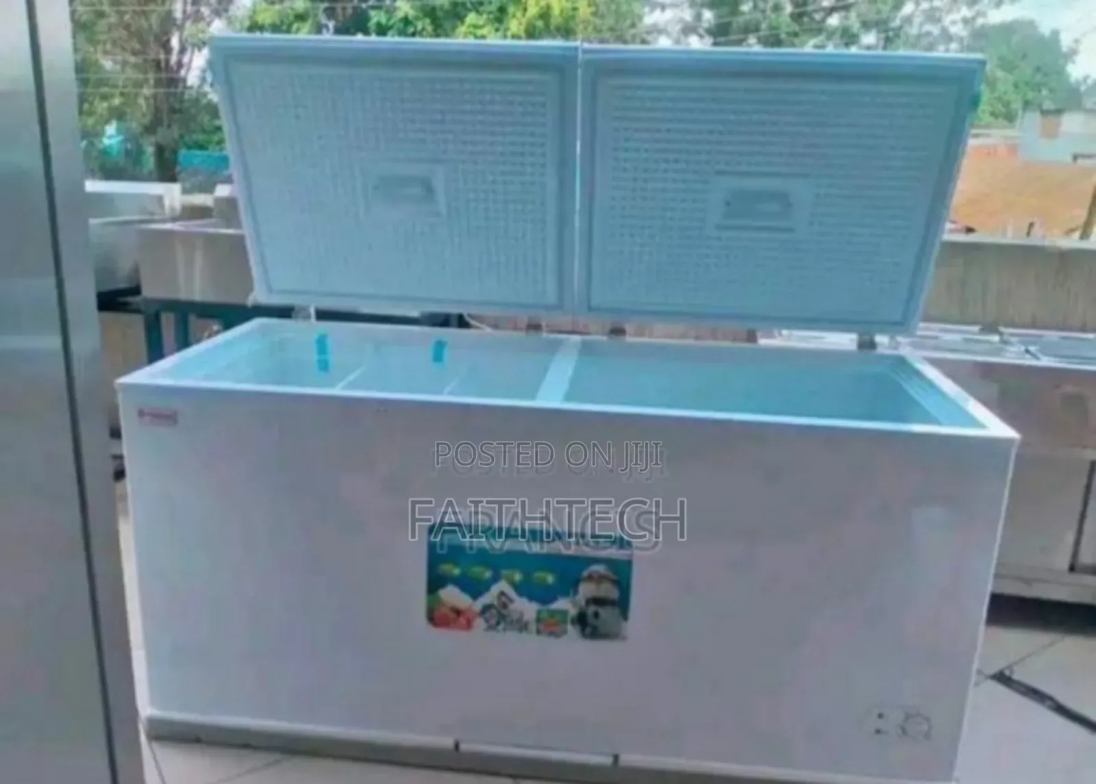 500litres Premier Chest Freezer
