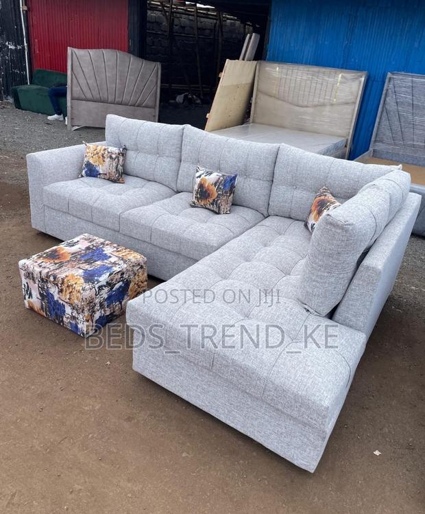 Stylish 6 Seater Chester L Seat With Puff and Throw Pillows