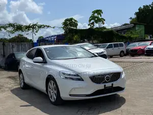 Volvo V40 2018 White