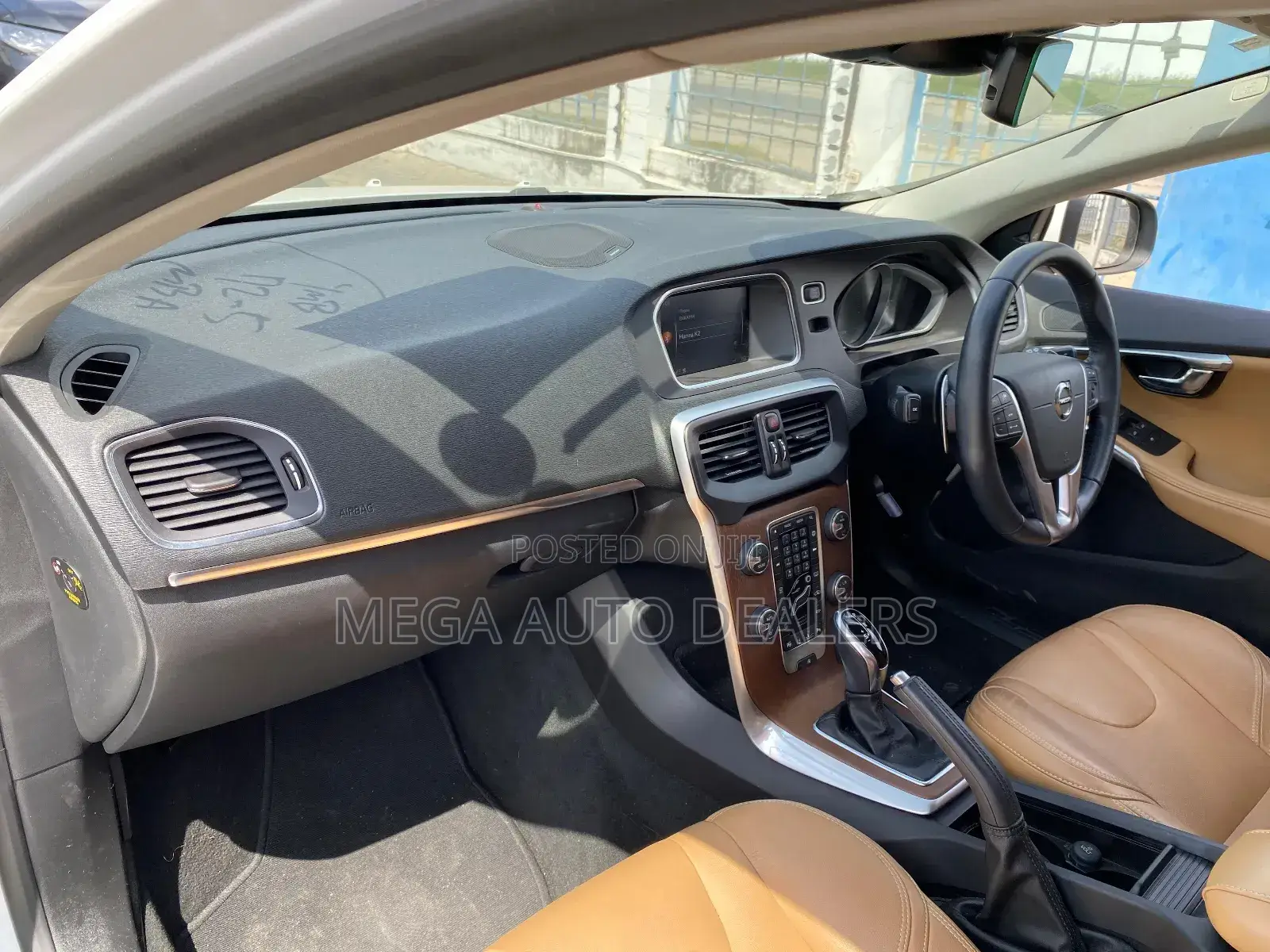 Volvo V40 2018 White