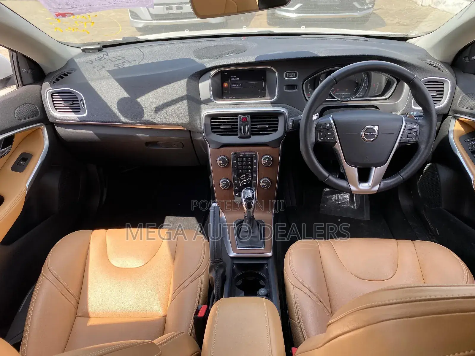 Volvo V40 2018 White