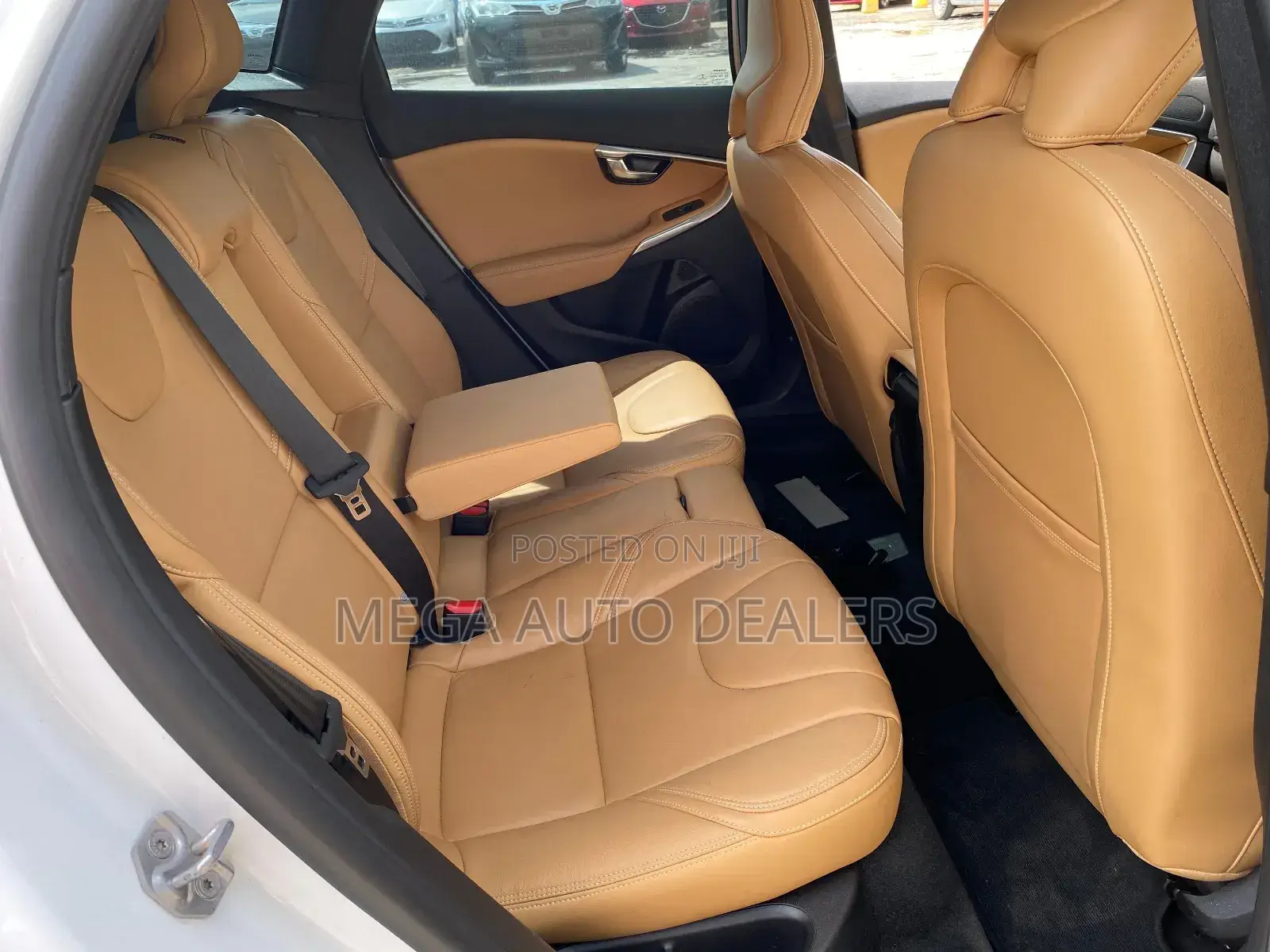 Volvo V40 2018 White