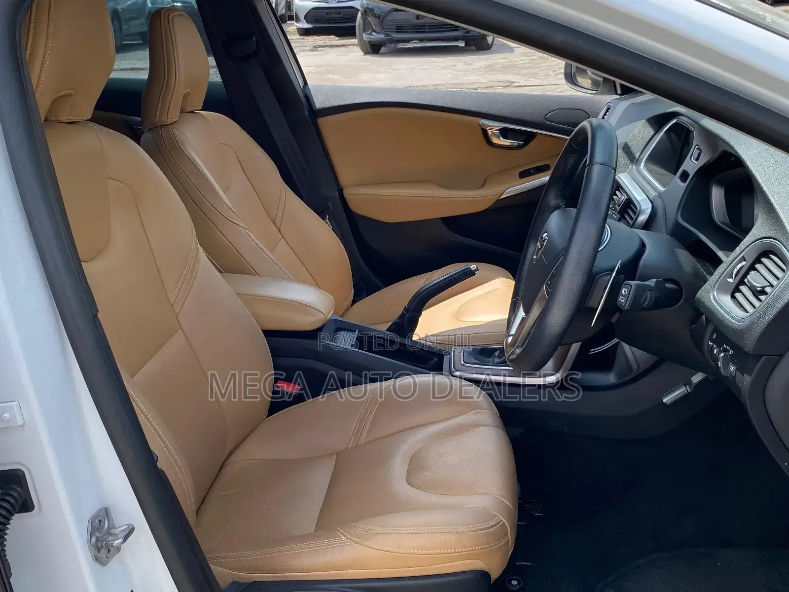 Volvo V40 2018 White