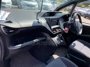 Toyota Noah 2018 Gray