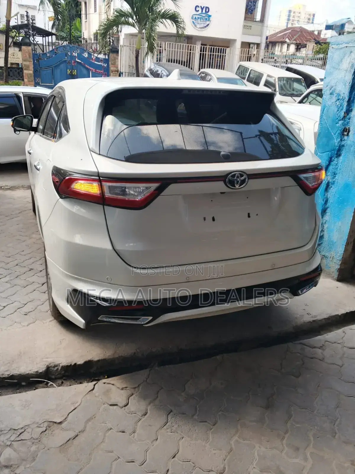 Toyota Harrier 2018 White