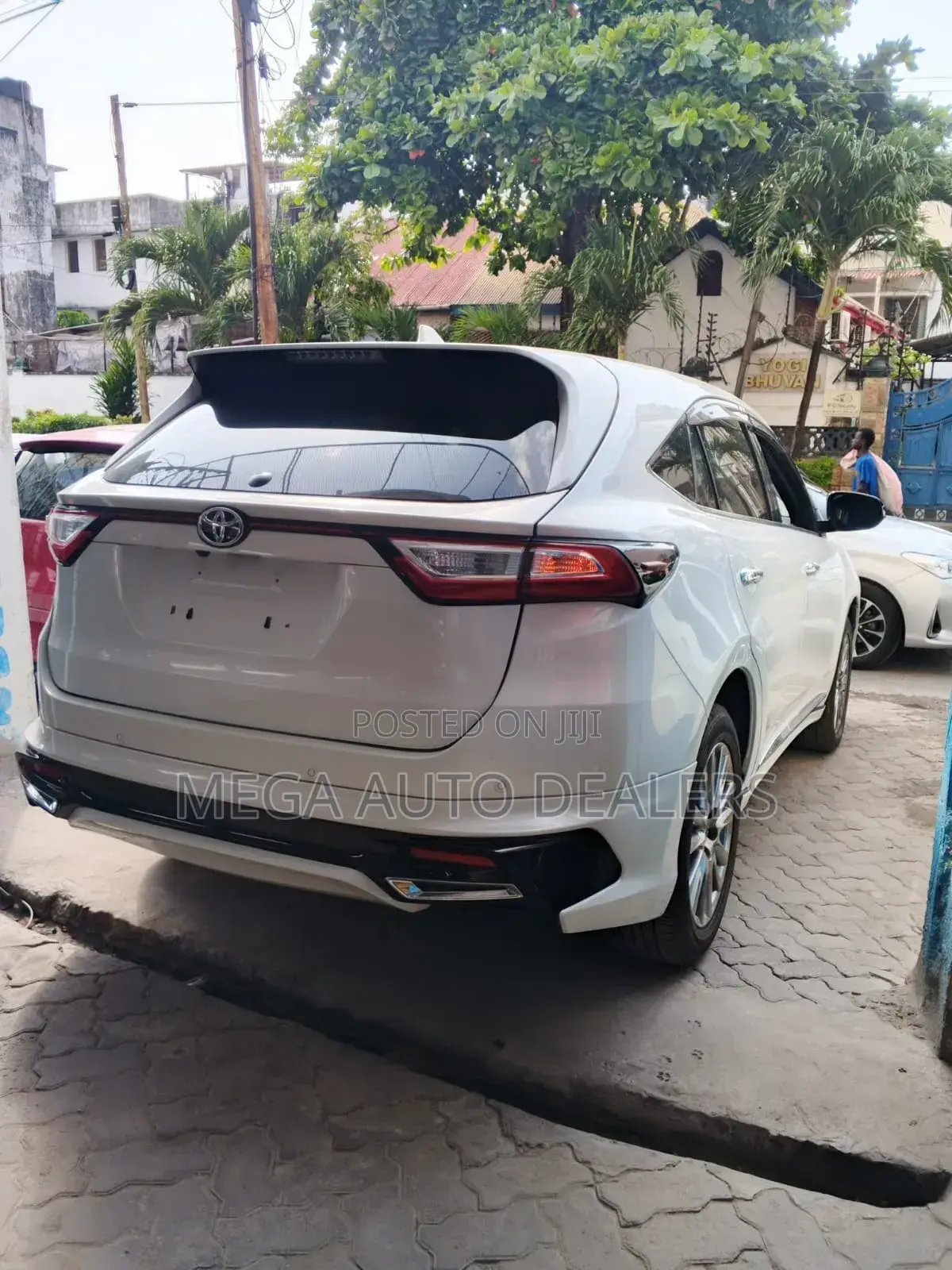 Toyota Harrier 2018 White