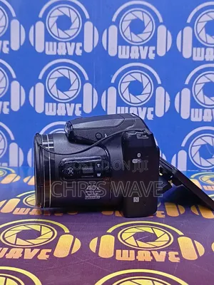 Ex Uk Nikon B500 With Wi-Fi Flip Screen