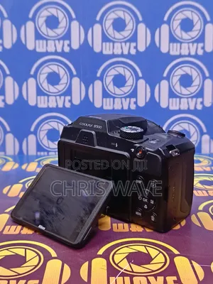 Ex Uk Nikon B500 With Wi-Fi Flip Screen